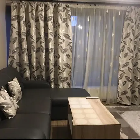 Charming Next To The شقة *